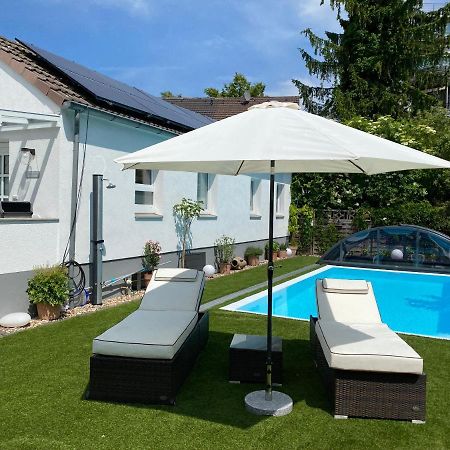 Haeuschen Im Garten In Der Muelheimer Altstadt Мильгейм-на-Руре Экстерьер фото